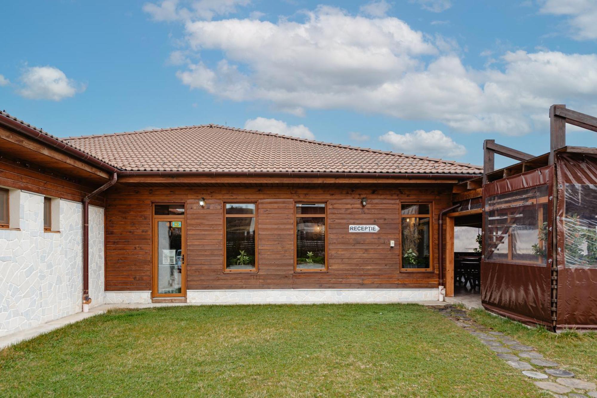 Casa Dinainte Spa Resort (Adults Only) Salicea Bagian luar foto